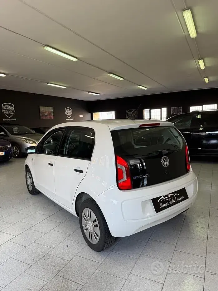 Usata VW up! Move 68 CV (50 kW) 2014 Bianco Utilitaria