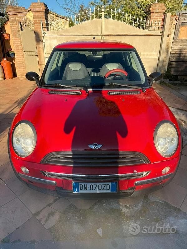 Usata Mini One D 75 CV (55 kW) 2004 Rosso Utilitaria