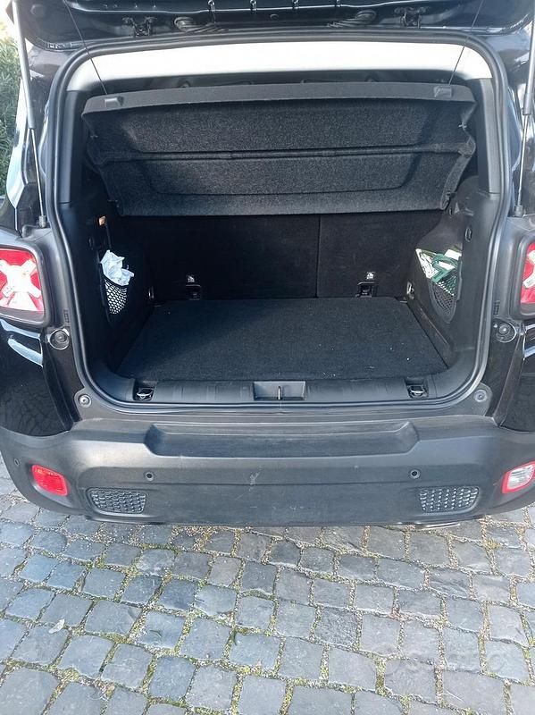 Usata Jeep Renegade 120 CV (88 kW) 2019 Nero SUV