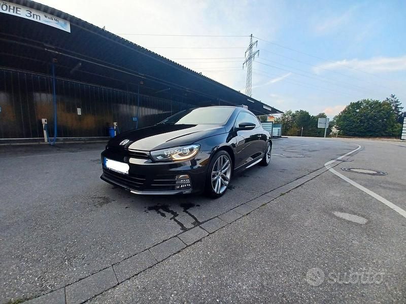 Usata VW Scirocco 179 CV (131 kW) 2015 Nero Coupé