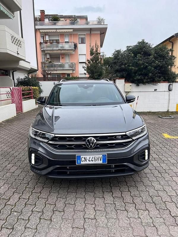 Usata VW T-Roc 150 CV (110 kW) 2023 SUV