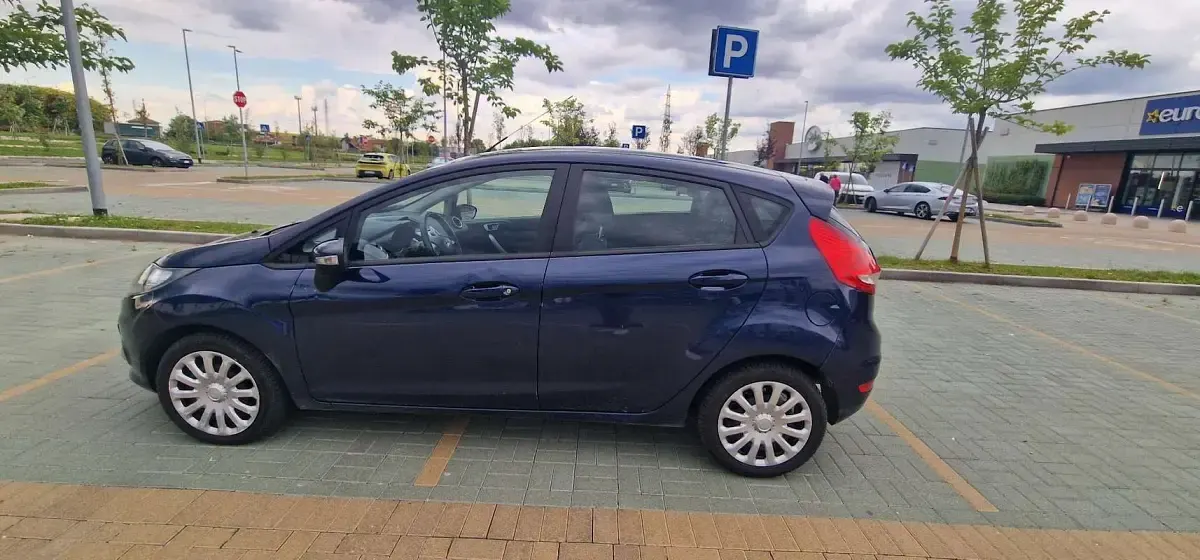 Usata Ford Fiesta Business Edition 70 CV (51 kW) 2012 Nero Berlina