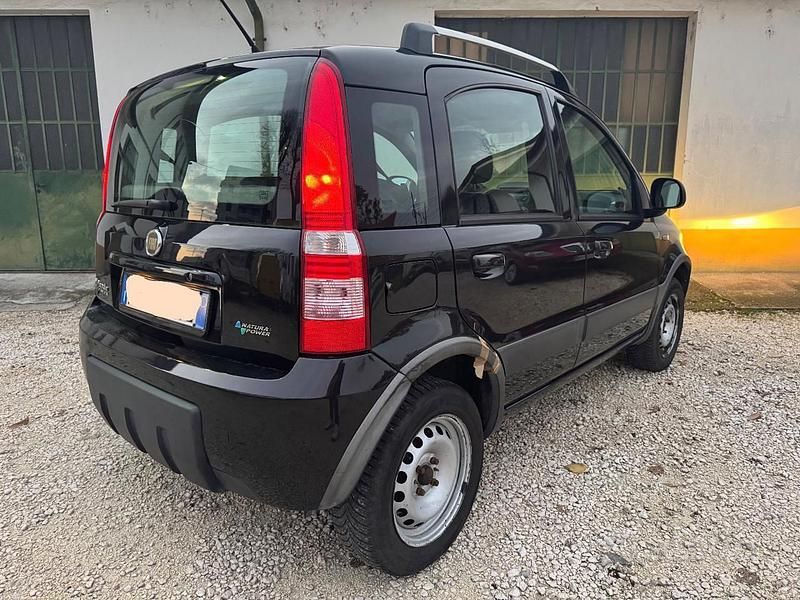 Usata Fiat Panda Dynamic 59 CV (43 kW) 2009 Nero Berlina