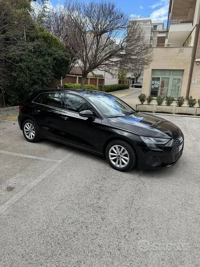 Usata Audi A3 116 CV (85 kW) 2023 Nero Berlina