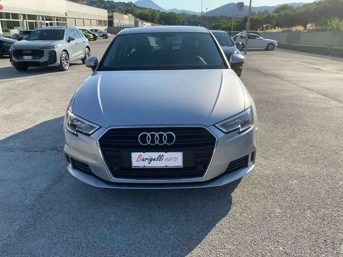 Usata Audi A3 Sport 116 CV (85 kW) 2018 Argento Berlina