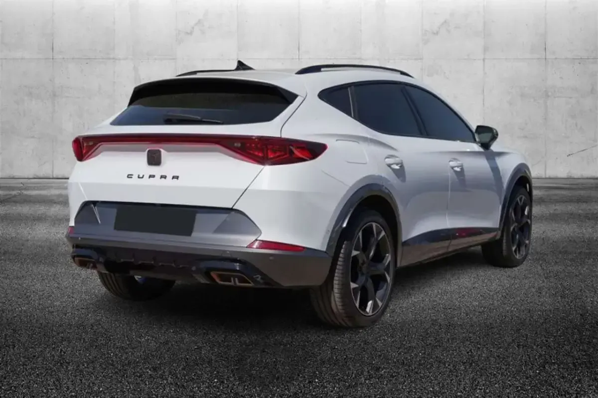 Usata Cupra Formentor 150 CV (110 kW) 2024 Bianco SUV