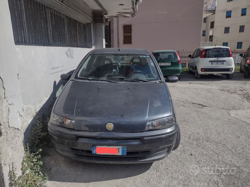 Usata Fiat Punto 60 CV (44 kW) 2003 Grigio Utilitaria