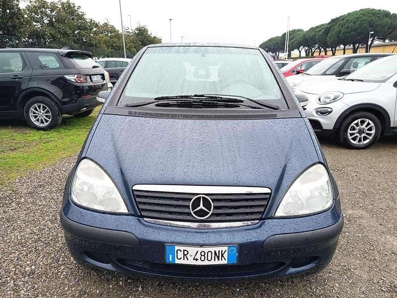 Blu Usata 2003 Mercedes A140 Classic Tre volumi | 1999 € (Buon prezzo) - Immagine 1/4
