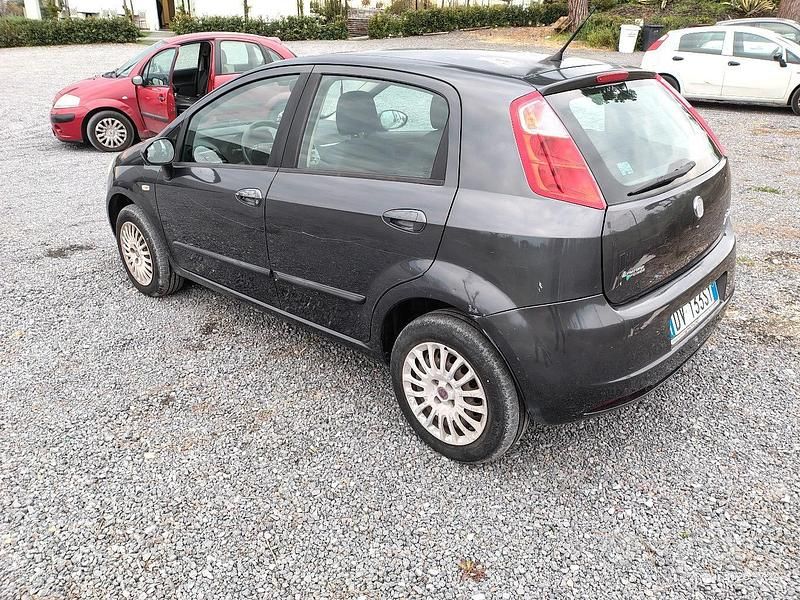 Usata Fiat Grande Punto 77 CV (56 kW) 2009 Utilitaria