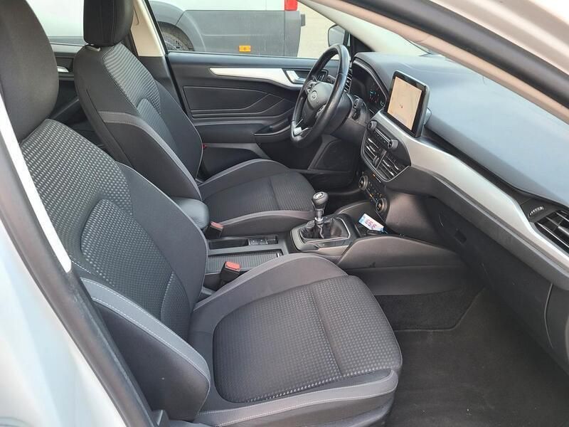 Usata Ford Focus ST-Line 120 CV (88 kW) 2021 Bianco Station wagon