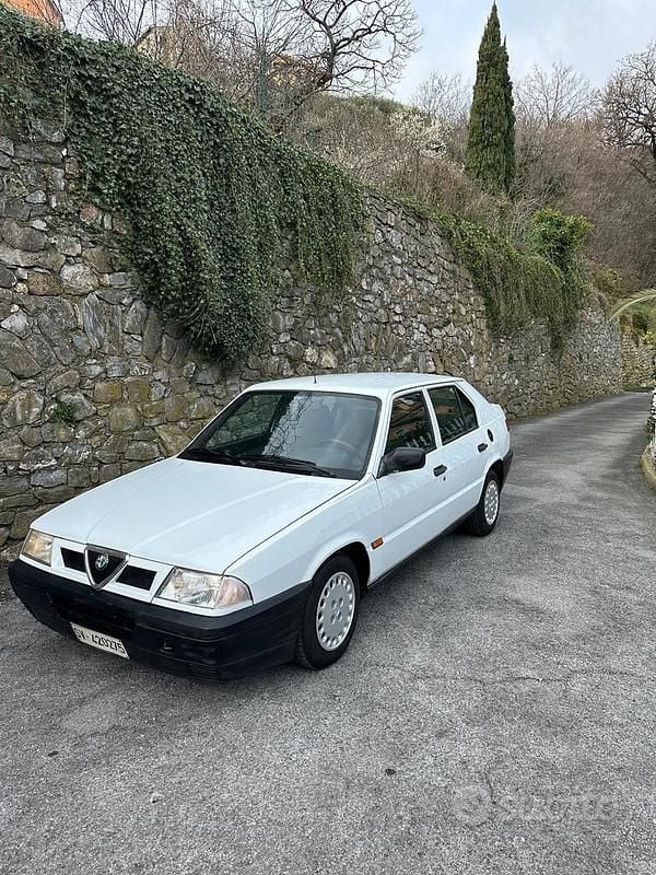 Usata Alfa Romeo 33 88 CV (64 kW) 1992 Bianco Berlina