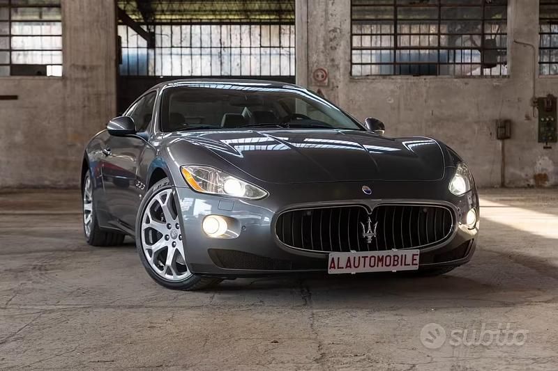 Usata Maserati Granturismo 440 CV (323 kW) 2009 Grigio alfieri Coupé