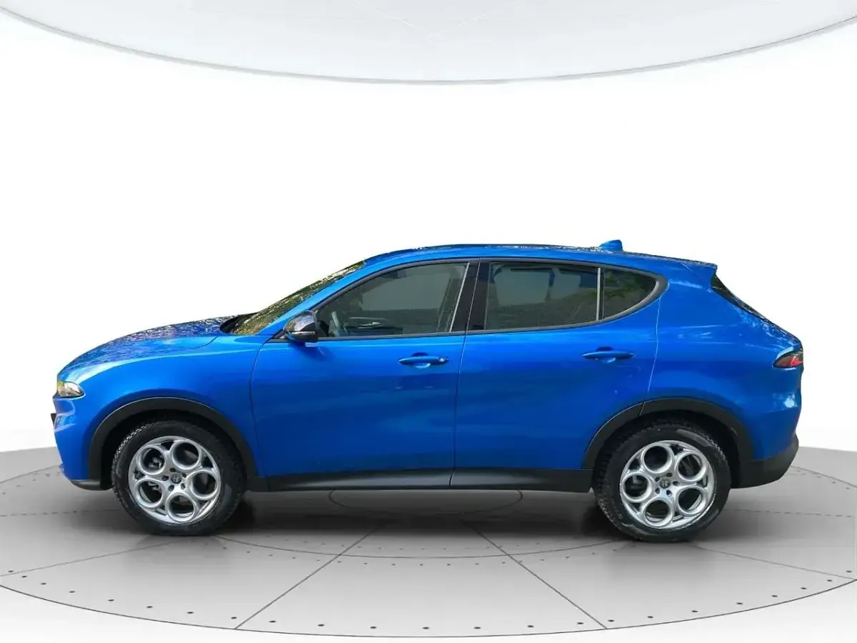 Usado Alfa Romeo Tonale Sprint 131 CV (96 kW) 2023 Azul SUV