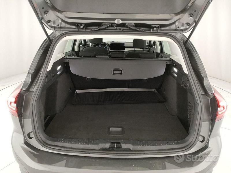 Usata Ford Focus Titanium 115 CV (84 kW) 2025 Grigio Station wagon