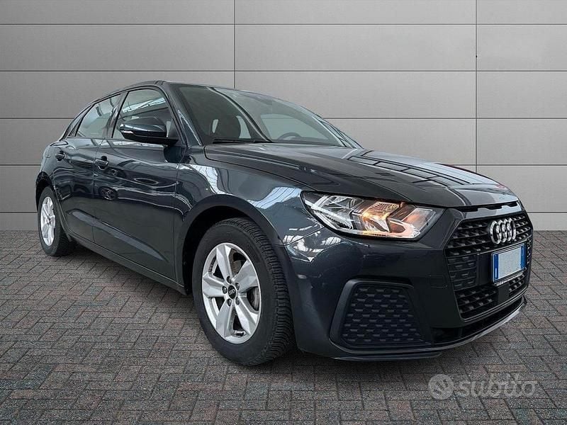 Usata Audi A1 Sportback Comfort 95 CV (69 kW) 2020 Grigio Utilitaria