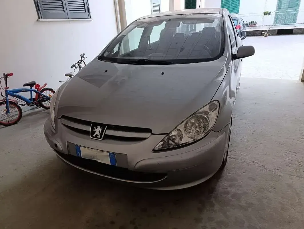 Usata Peugeot 307 Tendance 109 CV (80 kW) 2004 Berlina