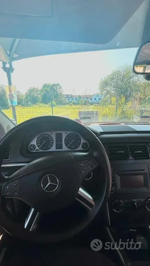 Usata Mercedes B150 95 CV (69 kW) 2010 Grigio Monovolume