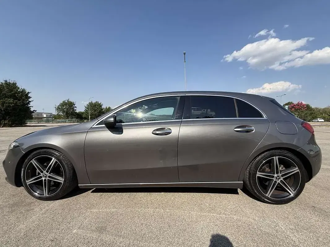 Usata Mercedes A180 109 CV (80 kW) 2018 Berlina