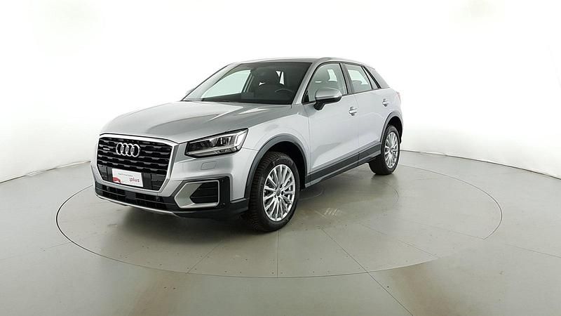 Usata Audi Q2 Business 190 CV (139 kW) 2019 Argento fioretto met SUV