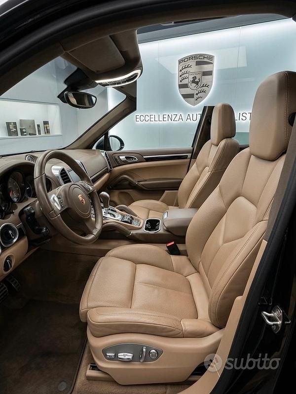 Usata Porsche Cayenne Platinum Edition 2012 SUV