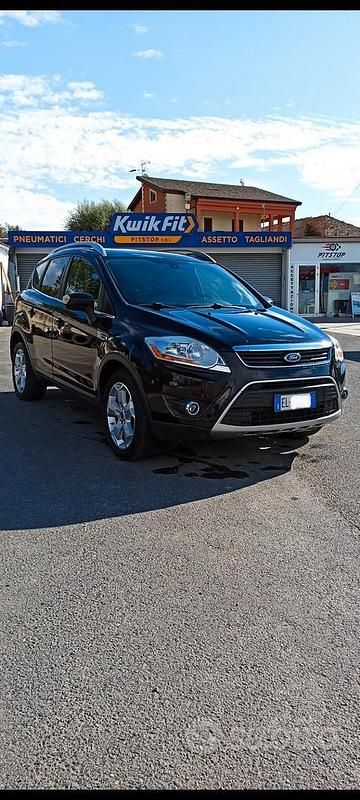Usata Ford Kuga 163 CV (119 kW) 2011 Nero SUV