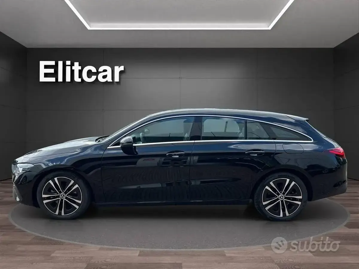 Usata Mercedes CLA180 Shooting Brake Advanced 136 CV (100 kW) 2024 Nero Station wagon