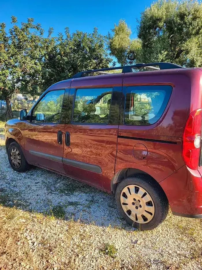 Usata Fiat Doblò 95 CV (69 kW) 2011 Monovolume