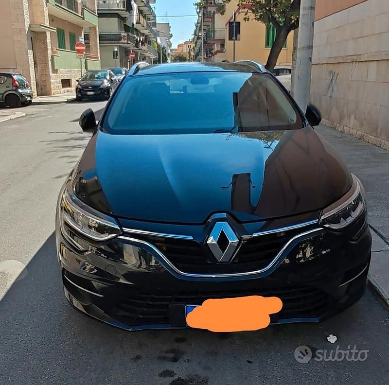 Nero Usata 2022 Renault Mégane GrandTour Station wagon | 14.000 € (Buon prezzo) - Immagine 1/4