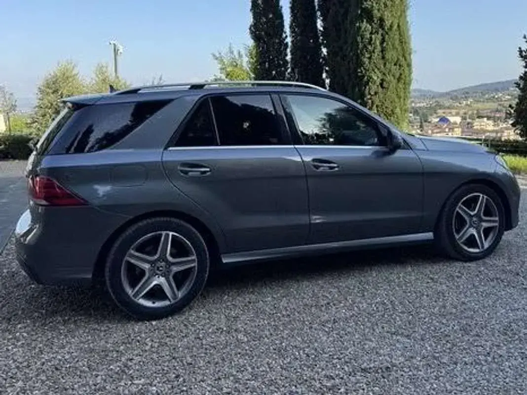 Usata Mercedes GLE250 Premium Plus 204 CV (150 kW) 2017 Grigio SUV