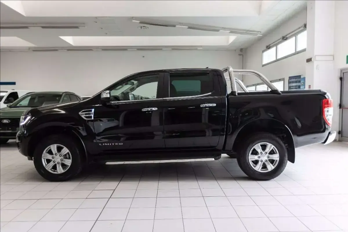 Usata Ford Ranger Limited 170 CV (125 kW) 2022 Nero Pick-up