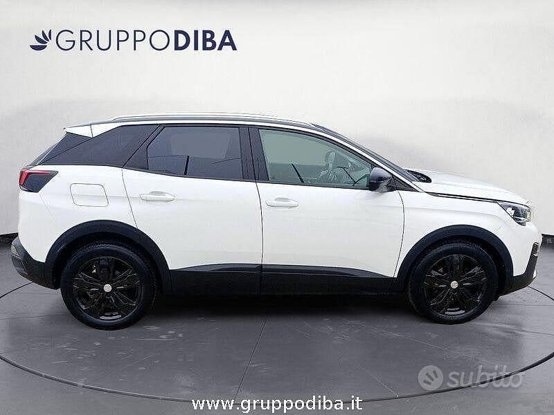 Usata Peugeot 3008 Allure 131 CV (96 kW) 2018 Bianco SUV