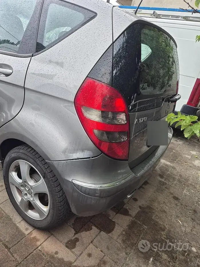 Usata Mercedes A170 116 CV (85 kW) 2005 Grigio Berlina