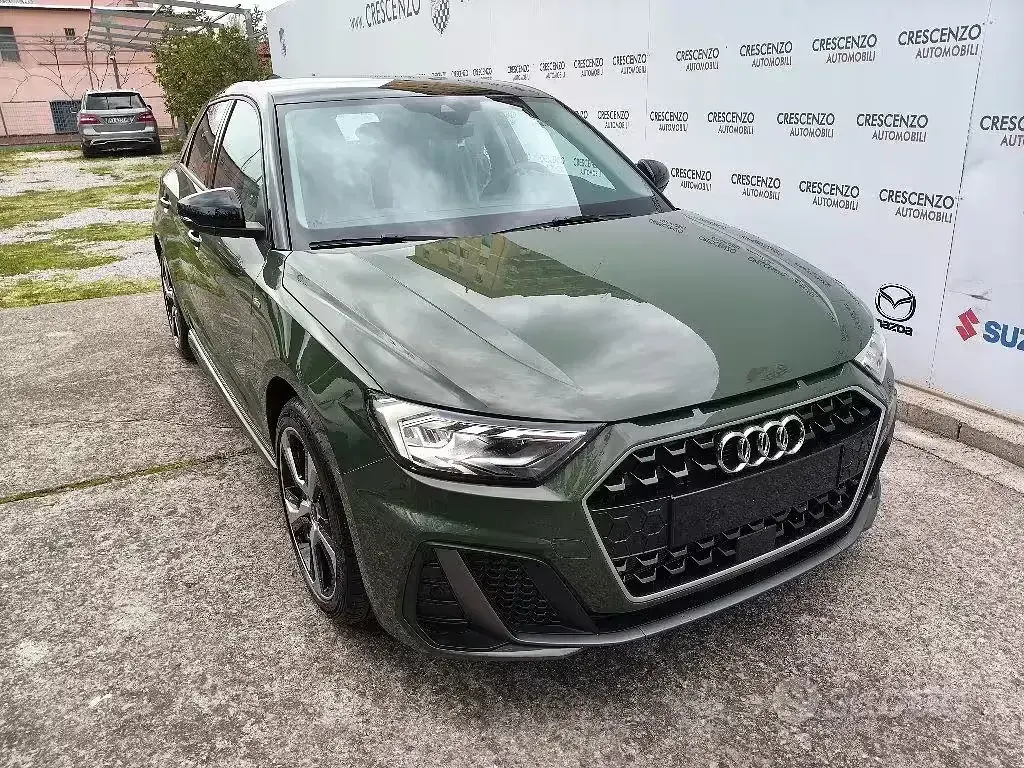 Nuova Audi A1 S-Line 116 CV (85 kW) 2026 Verde SUV