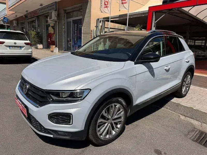 Usata VW T-Roc Advance 150 CV (110 kW) 2018 Argento SUV