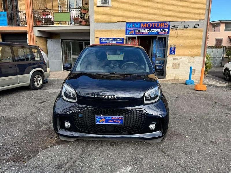 Usata Smart ForTwo Electric Drive Prime 60 kW (82 CV) 2022 Blu Cabrio