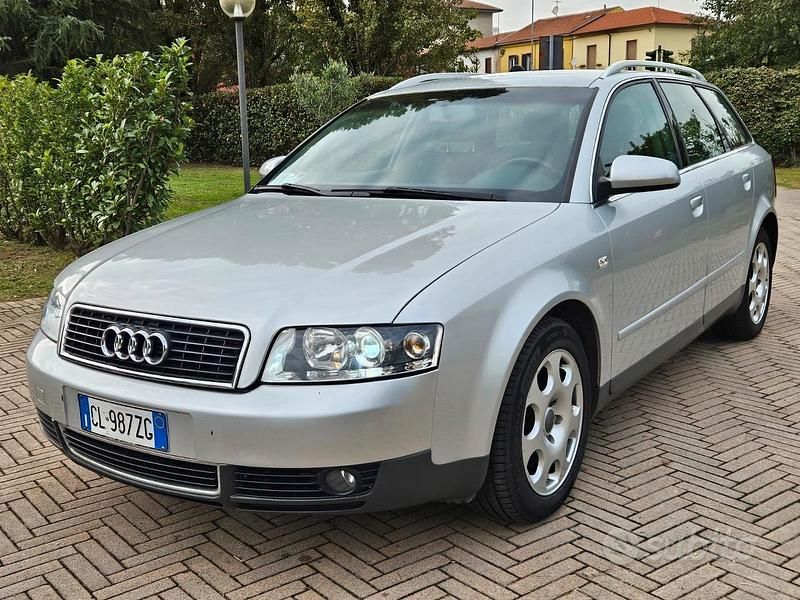 Usata 2004 Audi A4 Station wagon | 3990 € - Immagine 1/4