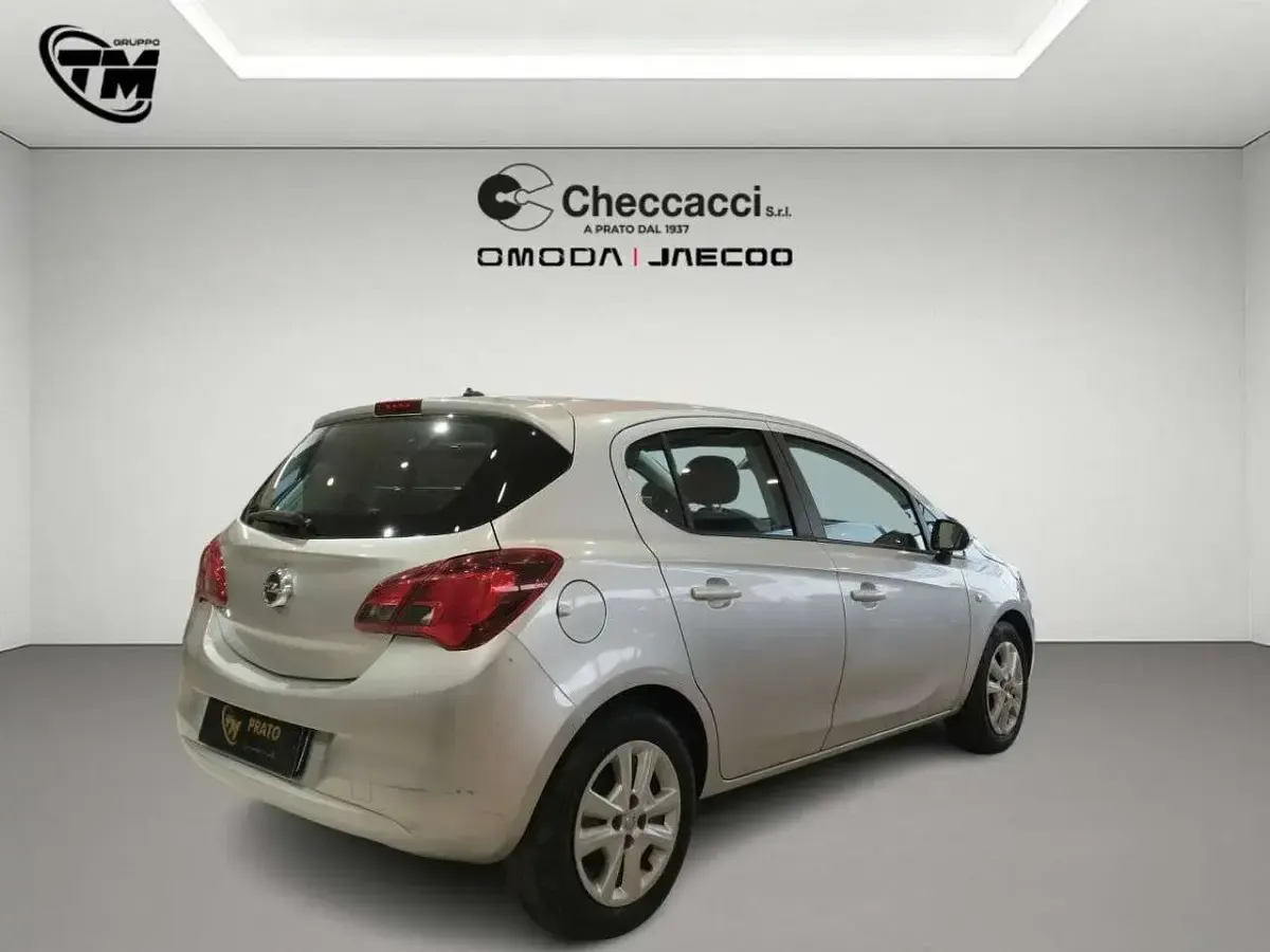 Usata Opel Corsa Cosmo 90 CV (66 kW) 2016 Argento Utilitaria