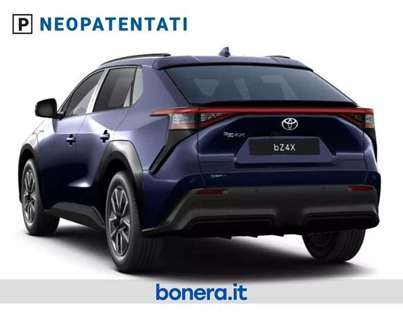 Nuova Toyota bZ4X 122 kW (167 CV) 2026 Deep blue met SUV
