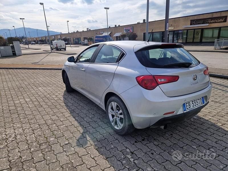 Usata Alfa Romeo Giulietta 2010 Grigio Berlina