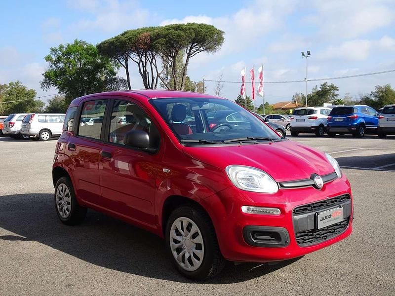 Usata Fiat Panda Easy 80 CV (58 kW) 2016 Rosso Utilitaria