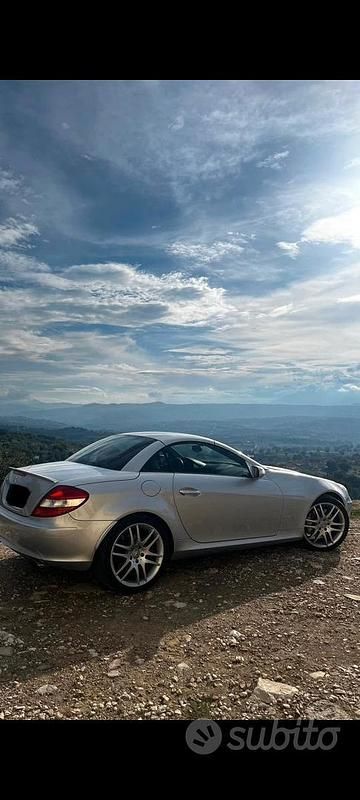 Begagnad Mercedes SLK200 2008 Grå Cab