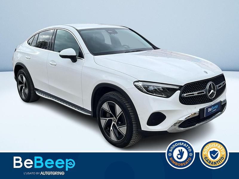 Usata Mercedes GLC300 Advanced 333 CV (244 kW) 2023 Bianco pastello Coupé