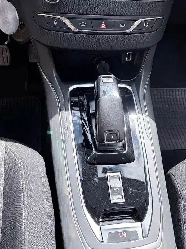 Usata Peugeot 308 Business-Line 131 CV (96 kW) 2018 Grigio Station wagon