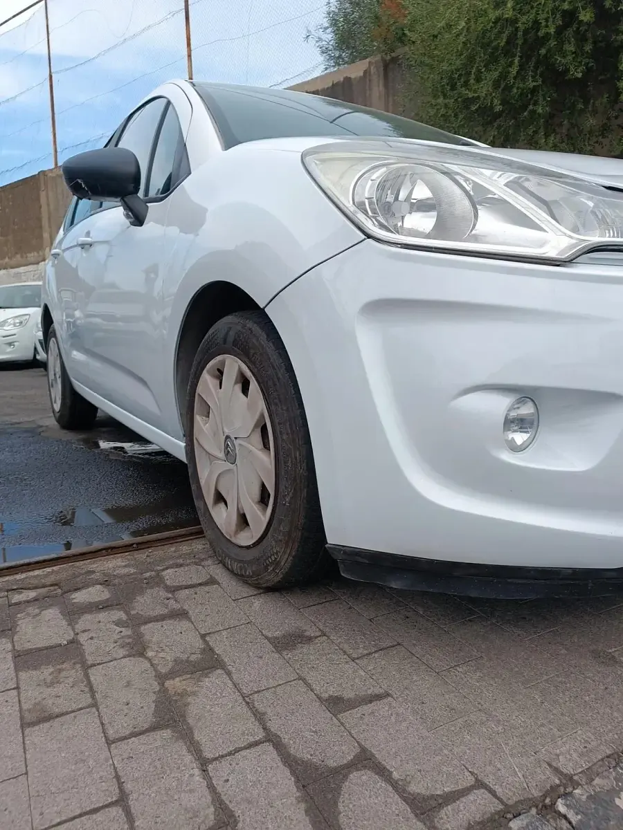 Usata Citroën C3 Business Class 68 CV (50 kW) 2012 Bianco Berlina