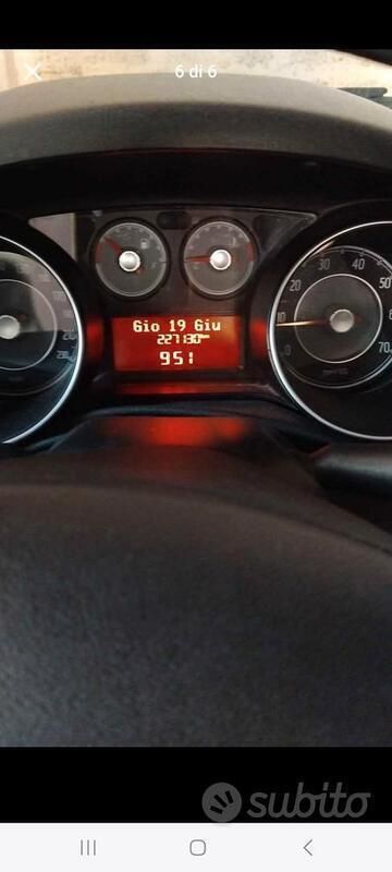 Usata Fiat Punto 95 CV (69 kW) 2012 Nero Utilitaria