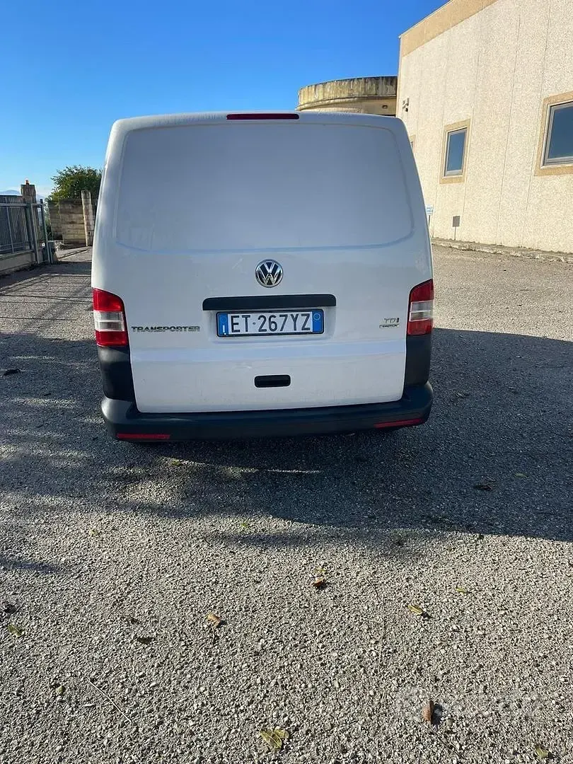 Usata VW Transporter 140 CV (102 kW) 2013 Bianco Furgone