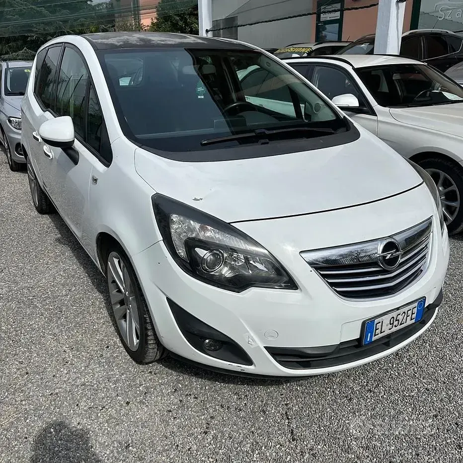 Usata Opel Meriva 110 CV (80 kW) 2012 Bianco Monovolume