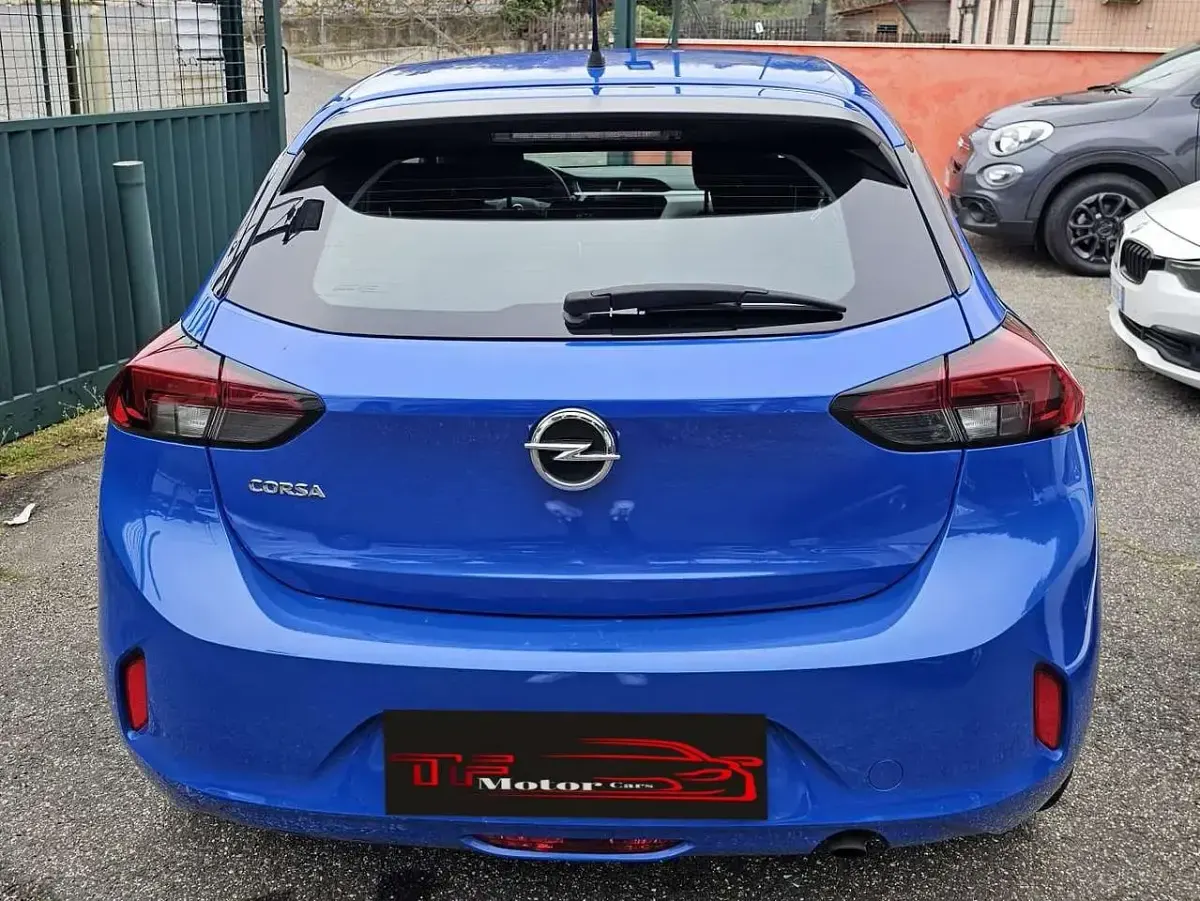 Usata Opel Corsa Edition 75 CV (55 kW) 2023 Blu/azzurro Utilitaria