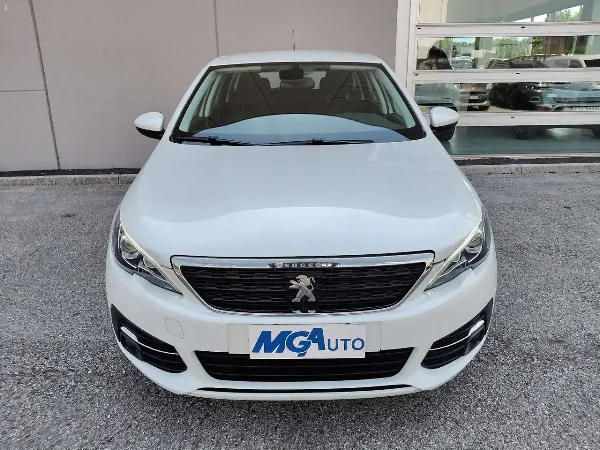 Usata Peugeot 308 SW Business-Line 102 CV (75 kW) 2020 Bianco Station wagon