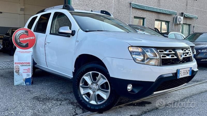 Bianco Usata 2017 Dacia Duster SUV | 12.999 € (Cara) - Immagine 1/4